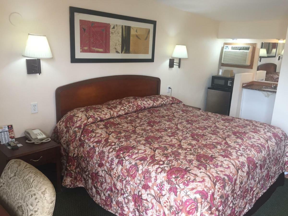 Rivers Inn Fort Madison Eksteriør billede